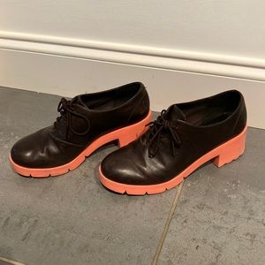 Camper women’s heeled booties size 8/39